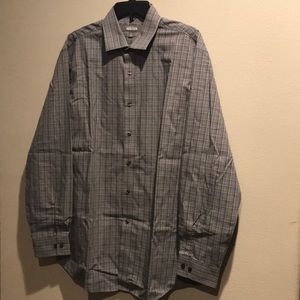 Men’s long sleeve shirt